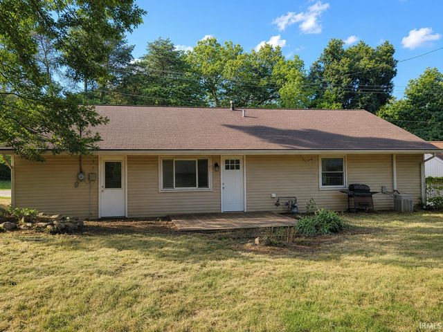 1318 W Darden Road, South Bend, IN 46628