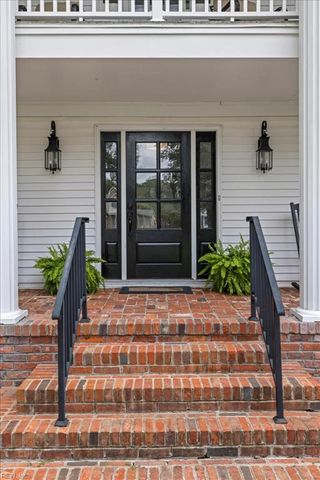 1904 Thomas Bishop CT, Virginia Beach, VA 23454