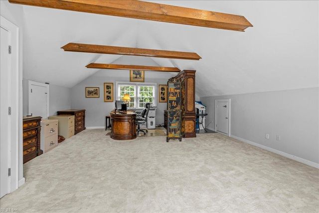 1904 Thomas Bishop CT, Virginia Beach, VA 23454