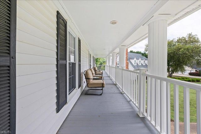 1904 Thomas Bishop CT, Virginia Beach, VA 23454