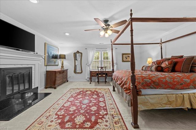1904 Thomas Bishop CT, Virginia Beach, VA 23454