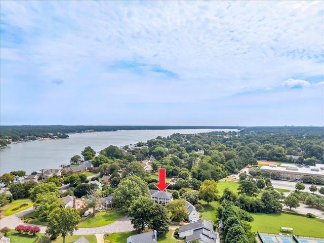 1904 Thomas Bishop CT, Virginia Beach, VA 23454