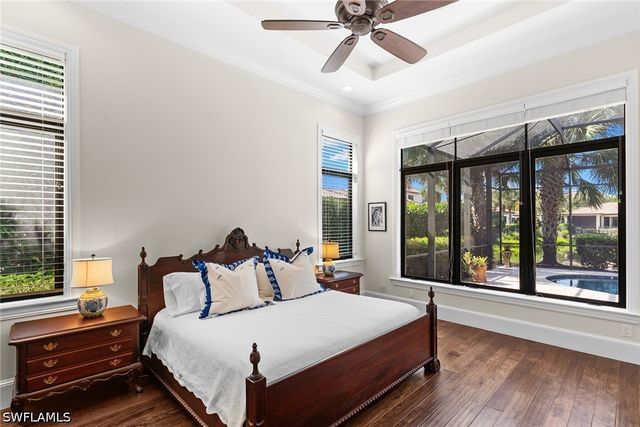 2234 Aberdeen CT, Naples, FL 34105