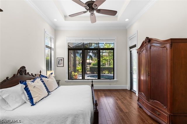 2234 Aberdeen CT, Naples, FL 34105