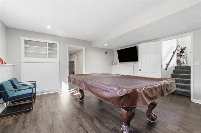 1001 N 2nd Street E, Louisburg, KS 66053