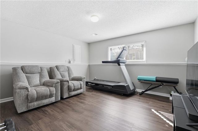 1001 N 2nd Street E, Louisburg, KS 66053