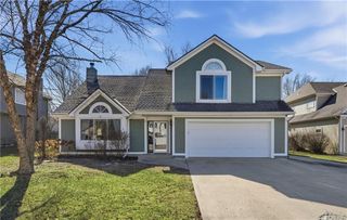 1001 N 2nd Street E, Louisburg, KS 66053