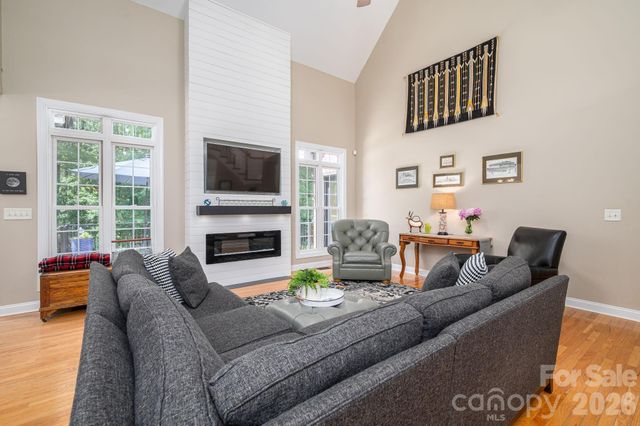 5029 Graystone Estates Drive, Belmont, NC 28012