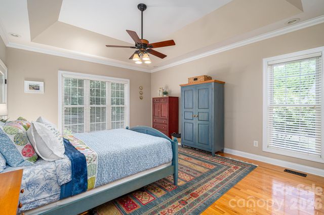 5029 Graystone Estates Drive, Belmont, NC 28012