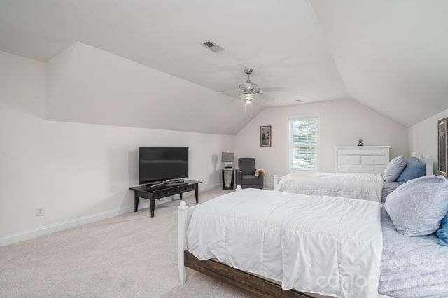5029 Graystone Estates Drive, Belmont, NC 28012