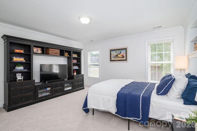 5029 Graystone Estates Drive, Belmont, NC 28012