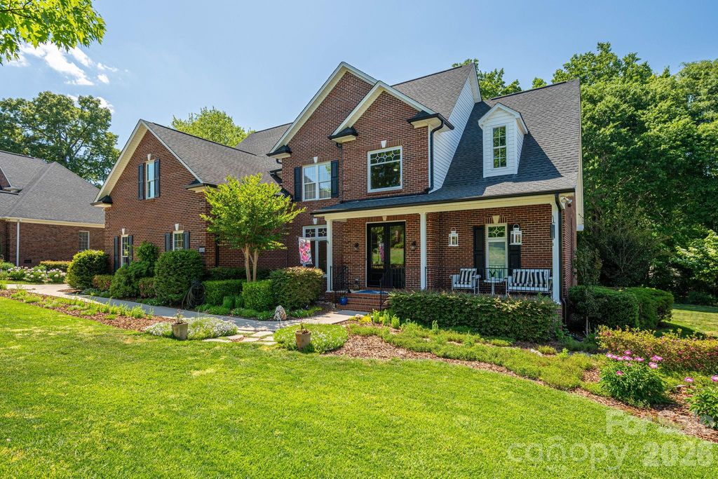 5029 Graystone Estates Drive, Belmont, NC 28012