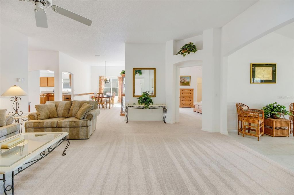 Image 40 of property listing at 1059 SOLEDAD WAY, The Villages, FL 32159