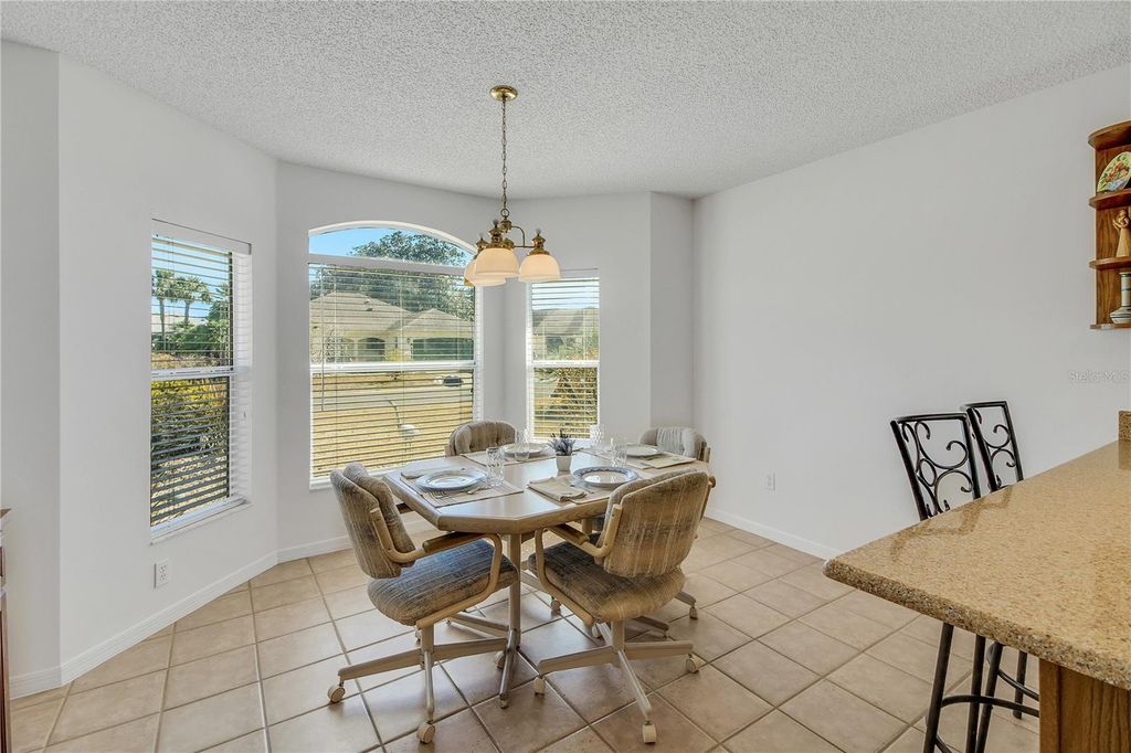 Image 9 of property listing at 1059 SOLEDAD WAY, The Villages, FL 32159