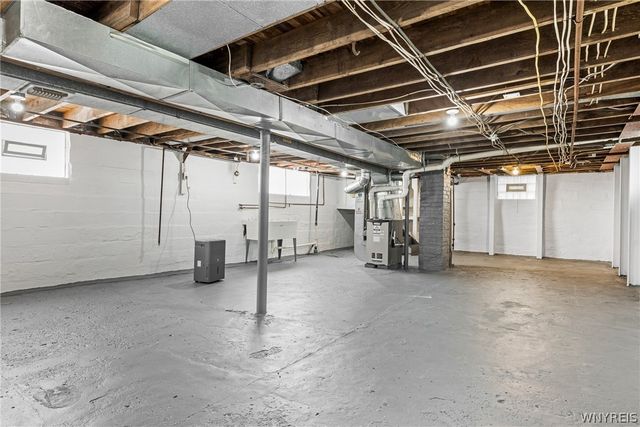 43 Regent Street, Buffalo, NY 14206