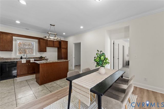 228 Hidden Springs Ln, Aylett, VA 23009