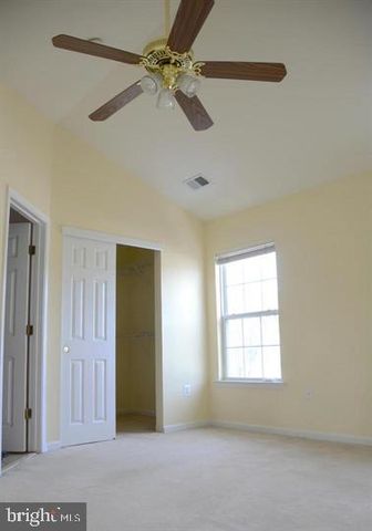 14337 LEGEND GLEN CT, Gainesville, VA 20155