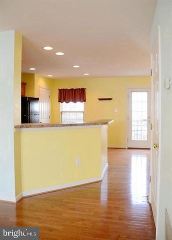 14337 LEGEND GLEN CT, Gainesville, VA 20155