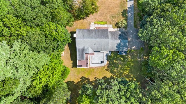 10 Great Hill Drive, Newmarket, NH 03857