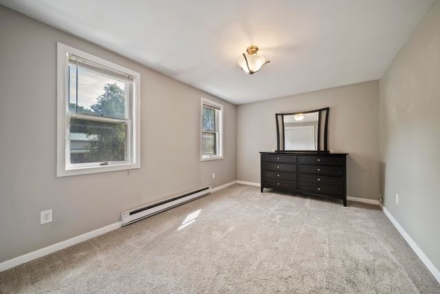 10 Great Hill Drive, Newmarket, NH 03857