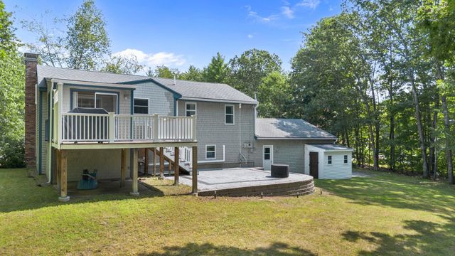 10 Great Hill Drive, Newmarket, NH 03857