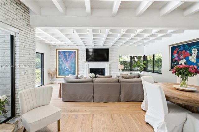 7240 Sunset Drive, Miami, FL 33143