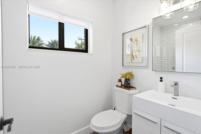 7240 Sunset Drive, Miami, FL 33143