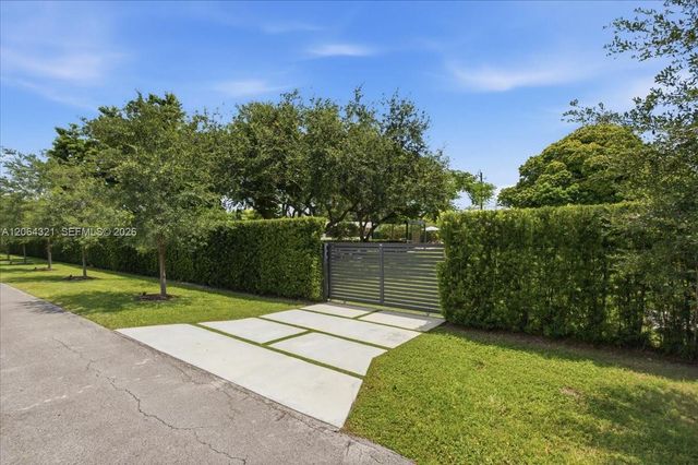 7240 Sunset Drive, Miami, FL 33143