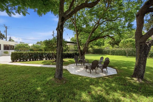 7240 Sunset Drive, Miami, FL 33143