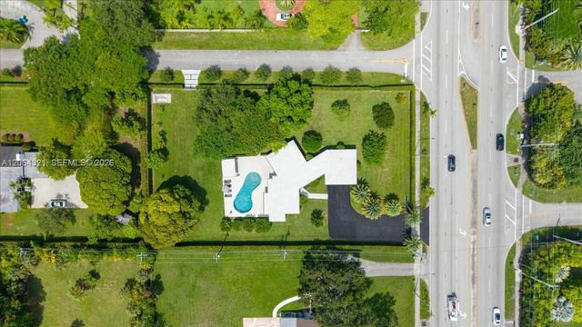 7240 Sunset Drive, Miami, FL 33143