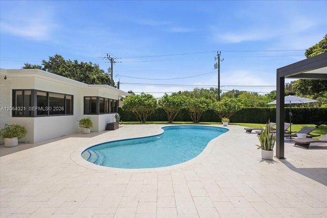 7240 Sunset Drive, Miami, FL 33143
