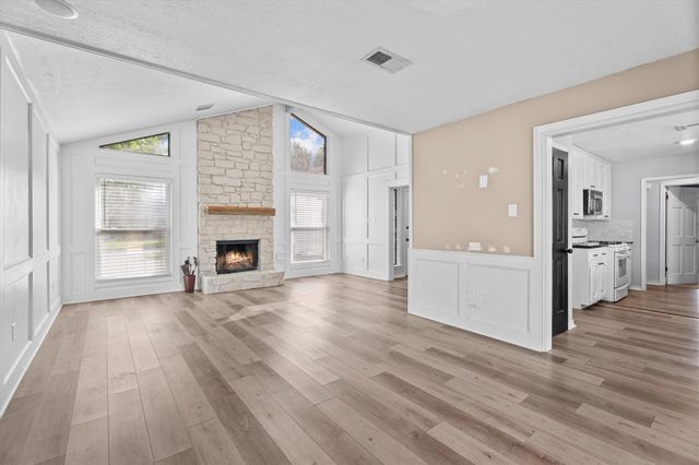 8708 Greenleaf Drive, College Station, TX 77845