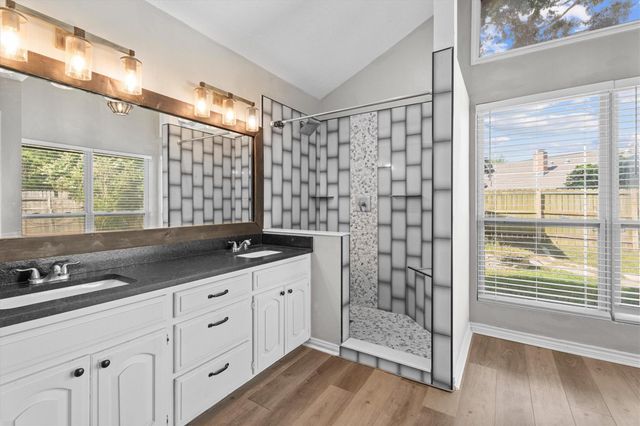 8708 Greenleaf Drive, College Station, TX 77845