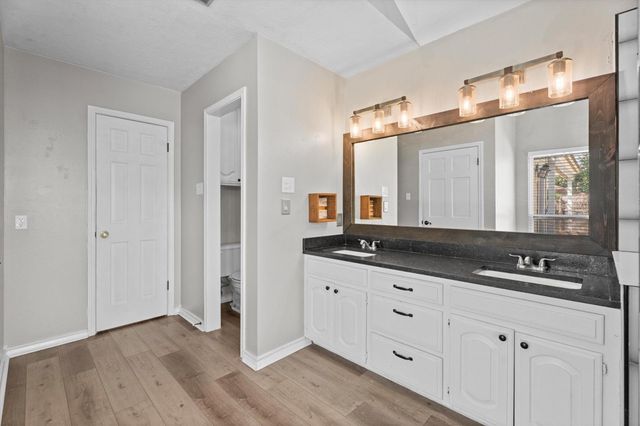8708 Greenleaf Drive, College Station, TX 77845