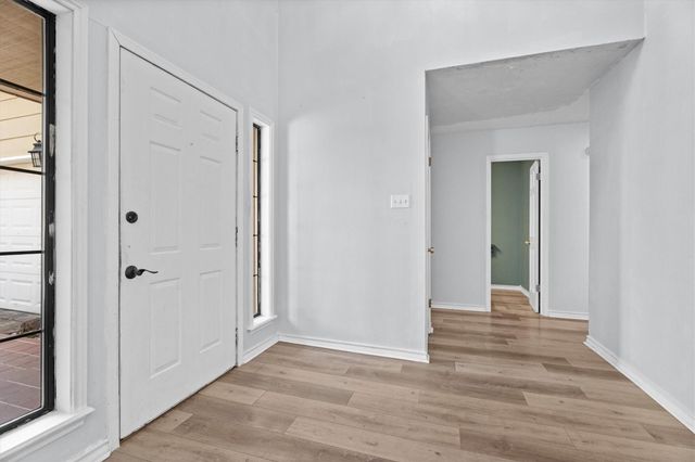 8708 Greenleaf Drive, College Station, TX 77845