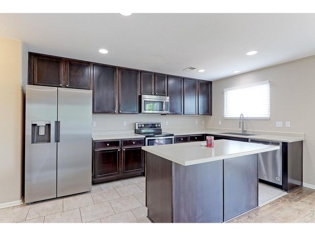 828 Lonewolf Cir, Brighton, CO 80603