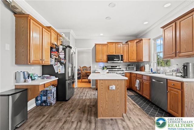 2305 Aberdeen Way, Lower Macungie Twp, PA 18062