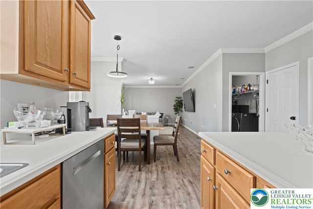 2305 Aberdeen Way, Lower Macungie Twp, PA 18062