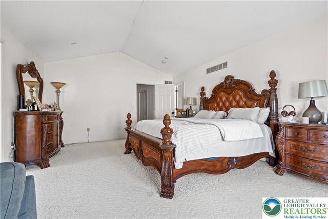 2305 Aberdeen Way, Lower Macungie Twp, PA 18062