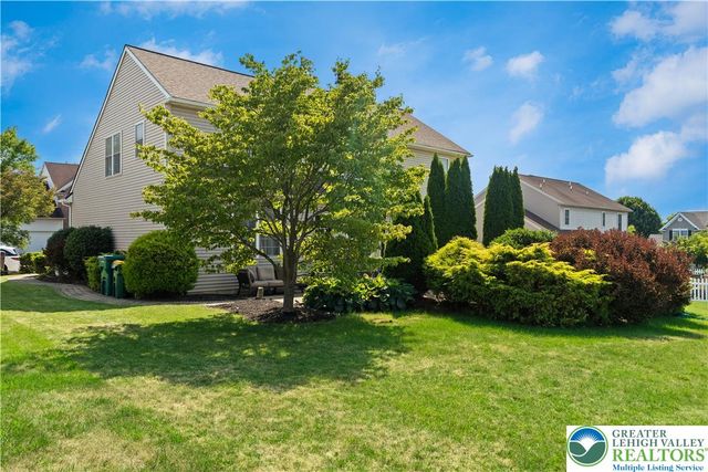 2305 Aberdeen Way, Lower Macungie Twp, PA 18062
