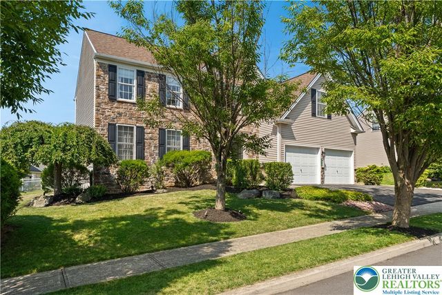 2305 Aberdeen Way, Lower Macungie Twp, PA 18062