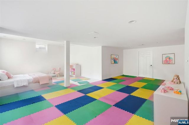 3 Topaz Court, Marlboro, NJ 07746