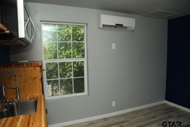 628 Troup, Tyler, TX 75701