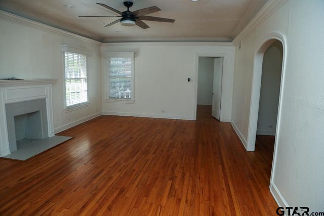 628 Troup, Tyler, TX 75701