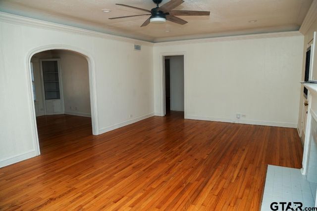 628 Troup, Tyler, TX 75701