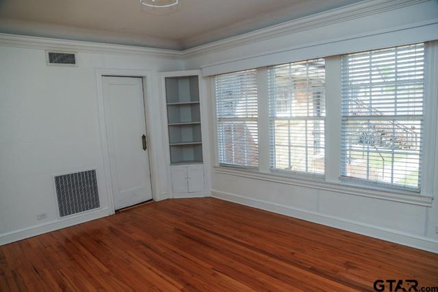 628 Troup, Tyler, TX 75701