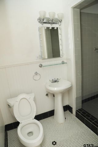 628 Troup, Tyler, TX 75701