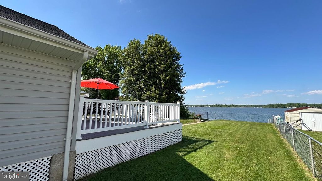 Image 33 of property listing at 3906 GLENHURST RD, Baltimore, MD 21222