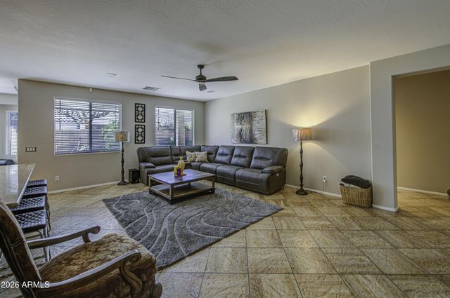 7213 W ELLIS Street, Laveen, AZ 85339