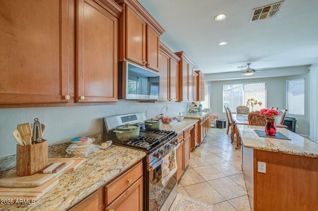 7213 W ELLIS Street, Laveen, AZ 85339